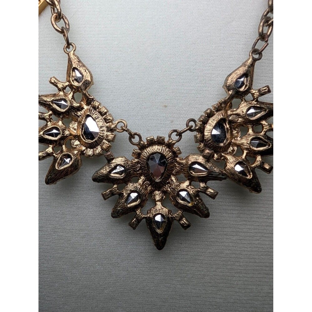 Glam Crystal Statement Necklace Set Gold Tone Bib Necklace Earrings Bridalcore - Picture 3 of 9